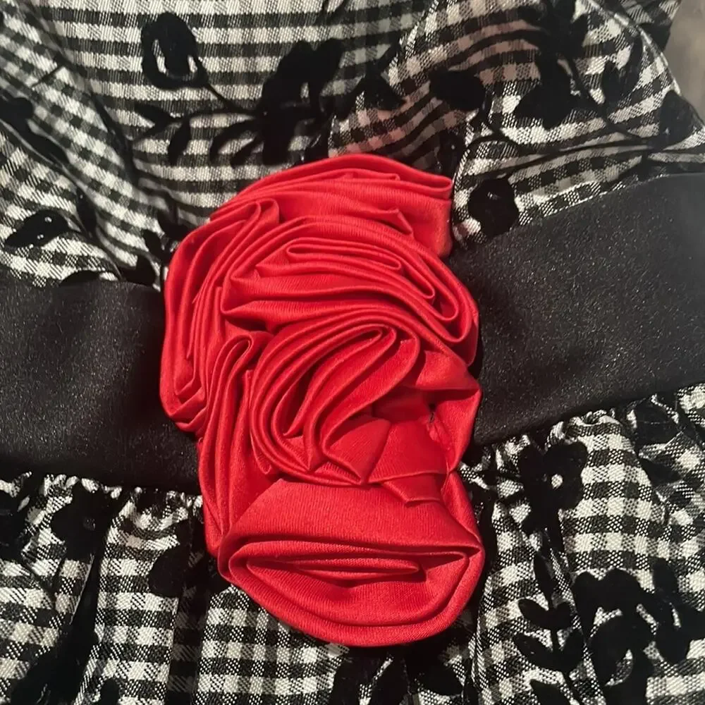 Marmellata 5 black plaid floral rose detailed dressy dress euc worn once